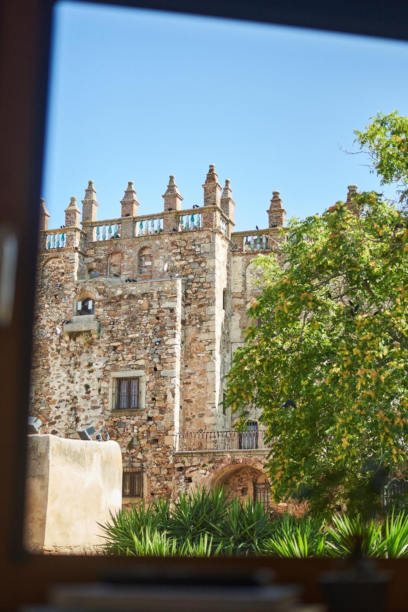 Hotel Casa Palacio Pereros Cáceres Exterior photo